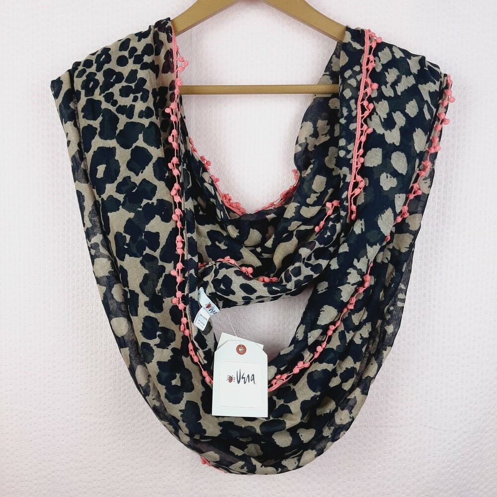 NEW Vintage Vera Neumann Infinity Scarf Wrap Around Animal Print Crochet Trim